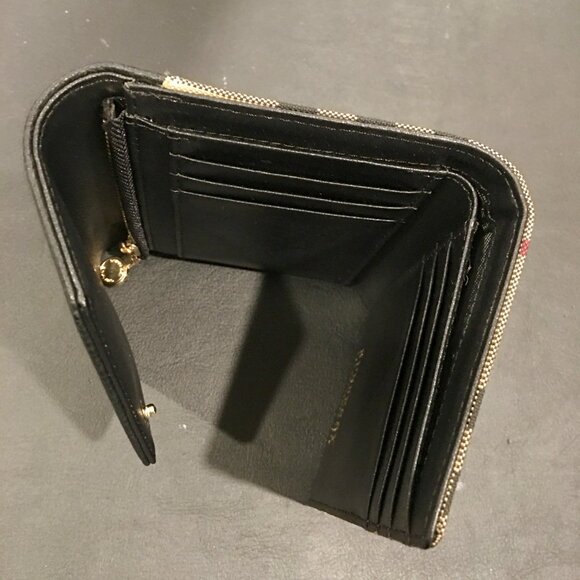 Burberry Vintage Check & Leather Trifold Wallet - Picture 7 of 8